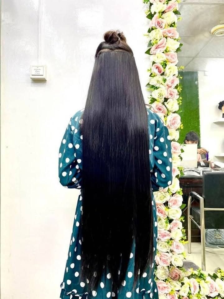 ৪০” লং ৫ ক্লিপ হেয়ার এক্সটেনশন