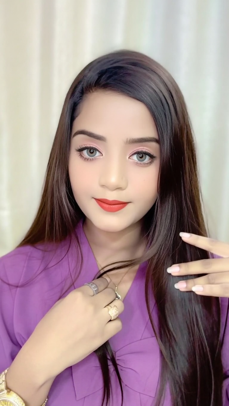 (স্টেট বপ কাটিং) ন্যাচারাল ব্রাউন 30 ইঞ্চি লম্বা ফুল উইগ (Full Wig )